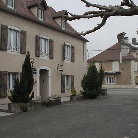 Hotel Peret Denguin 외부 사진